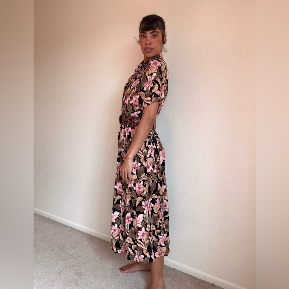 Floral Button-Up Dress - Picture 3 of 8